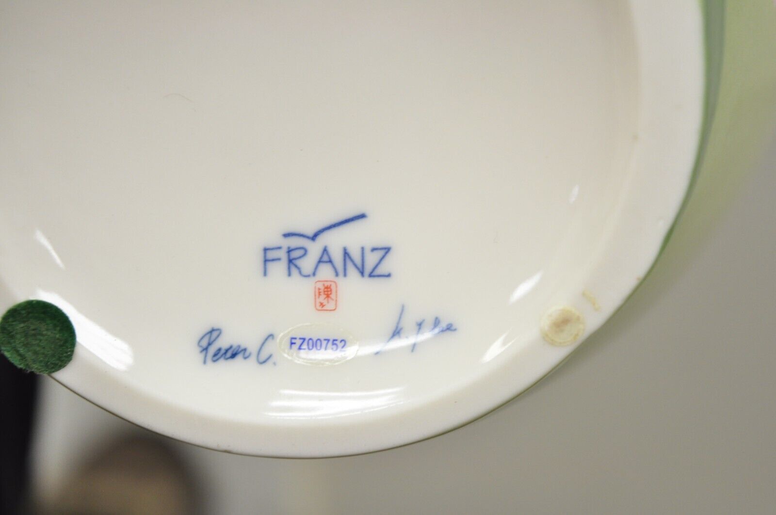 Franz Collection Papillon Butterfly Porcelain Ornamental Wine Cooler Vase