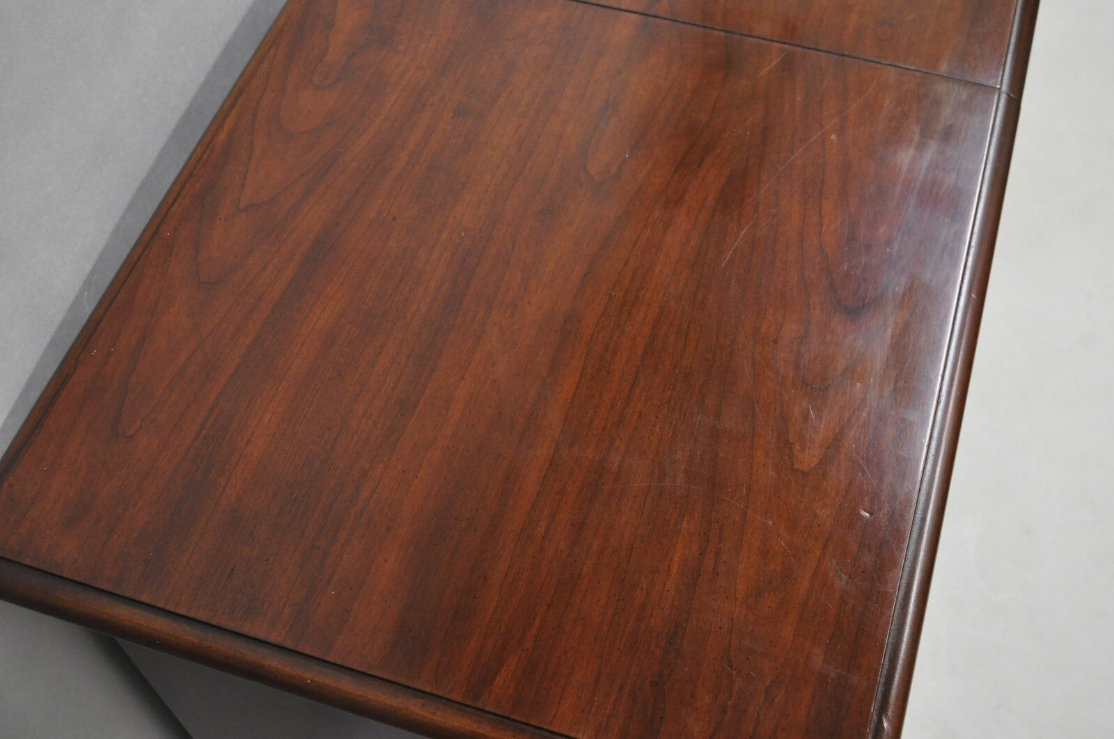 Vintage Drexel Heritge Georgian Style Cherry Wood Dry Bar Server Cabinet