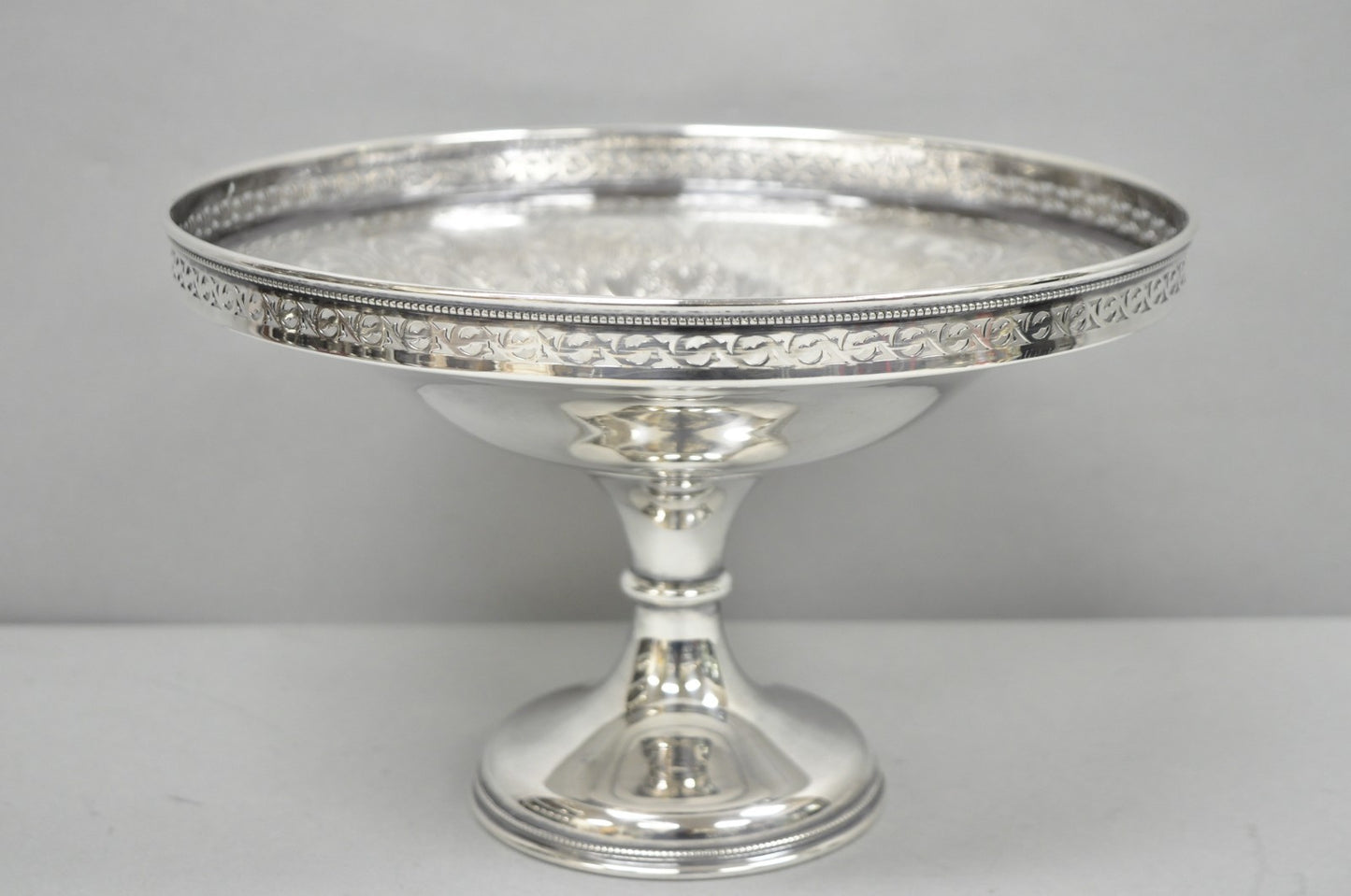 Vintage Barker Ellis England Silver Plated Pedestal Compote Tazza Candy Dish
