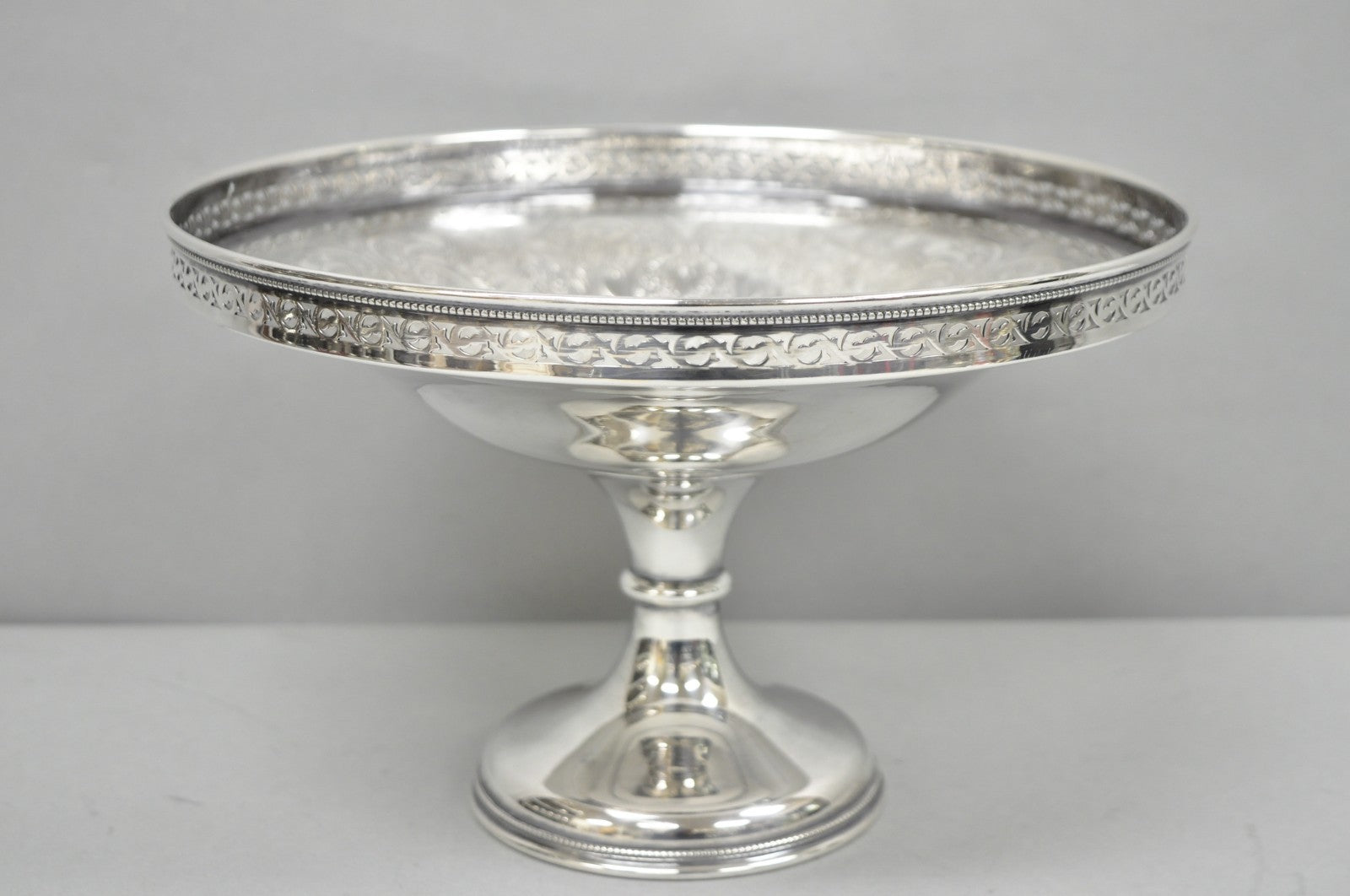 Vintage Barker Ellis England Silver Plated Pedestal Compote Tazza Candy Dish
