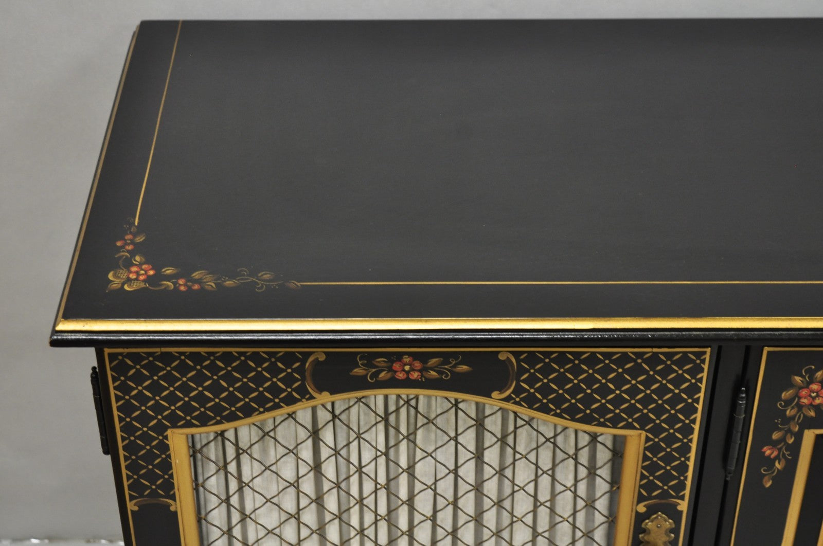 Habersham Chinoiserie Black Lacquer Credenza Buffet Media Entertainment Cabinet