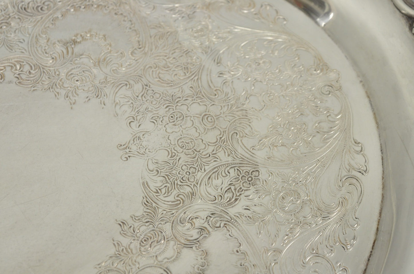 1847 Rogers Bros Eternally Yours Silver Plated Oval Serving Platter Butlers Tray