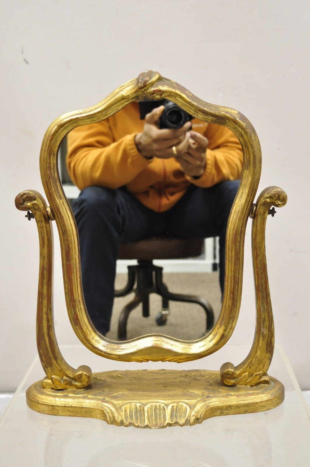 Italian Hollywood Regency Carved Gold Giltwood Distressed Small Vanity Mirror