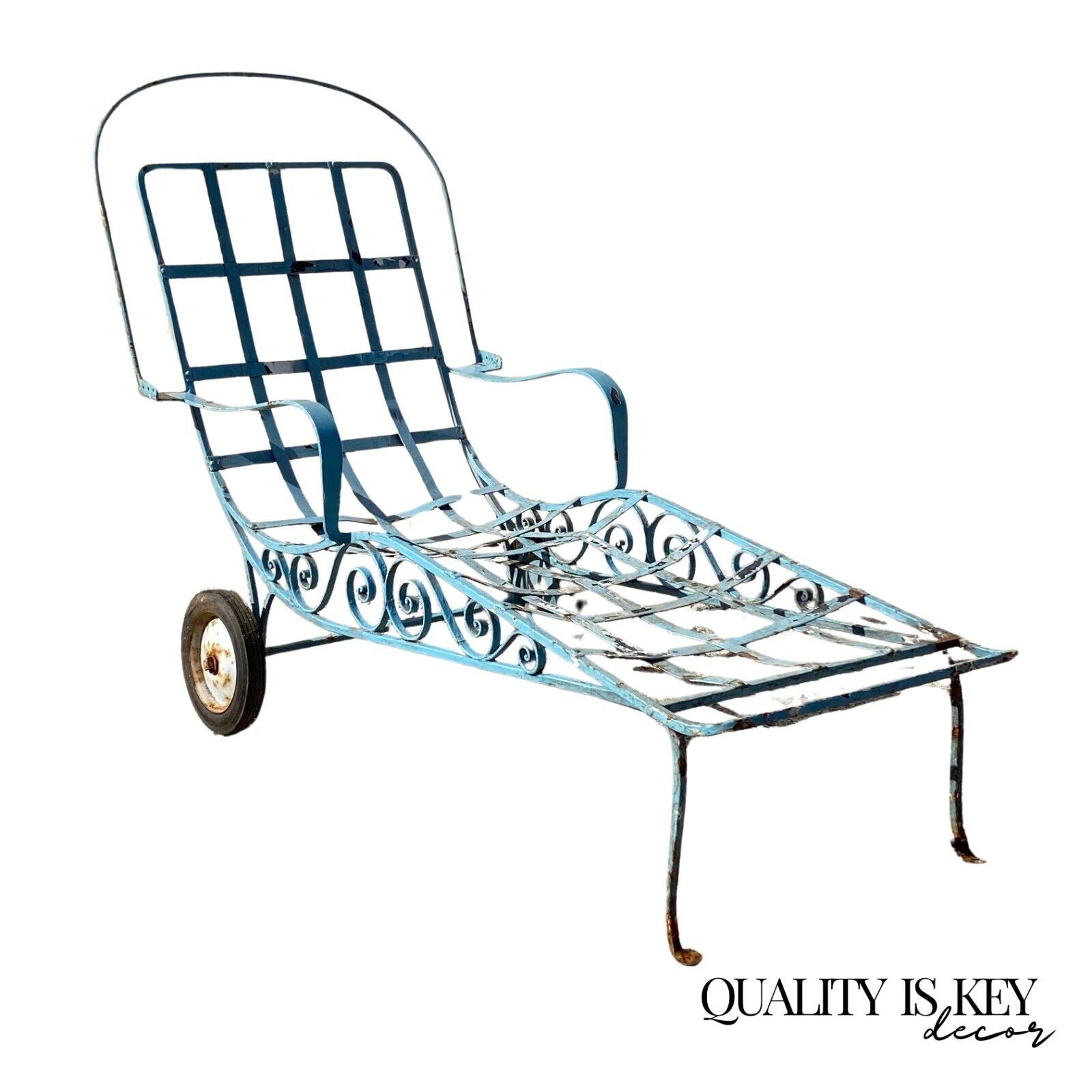 Vintage Salterini Art Nouveau Scrolling Wrought Iron Garden Patio Chaise Lounge