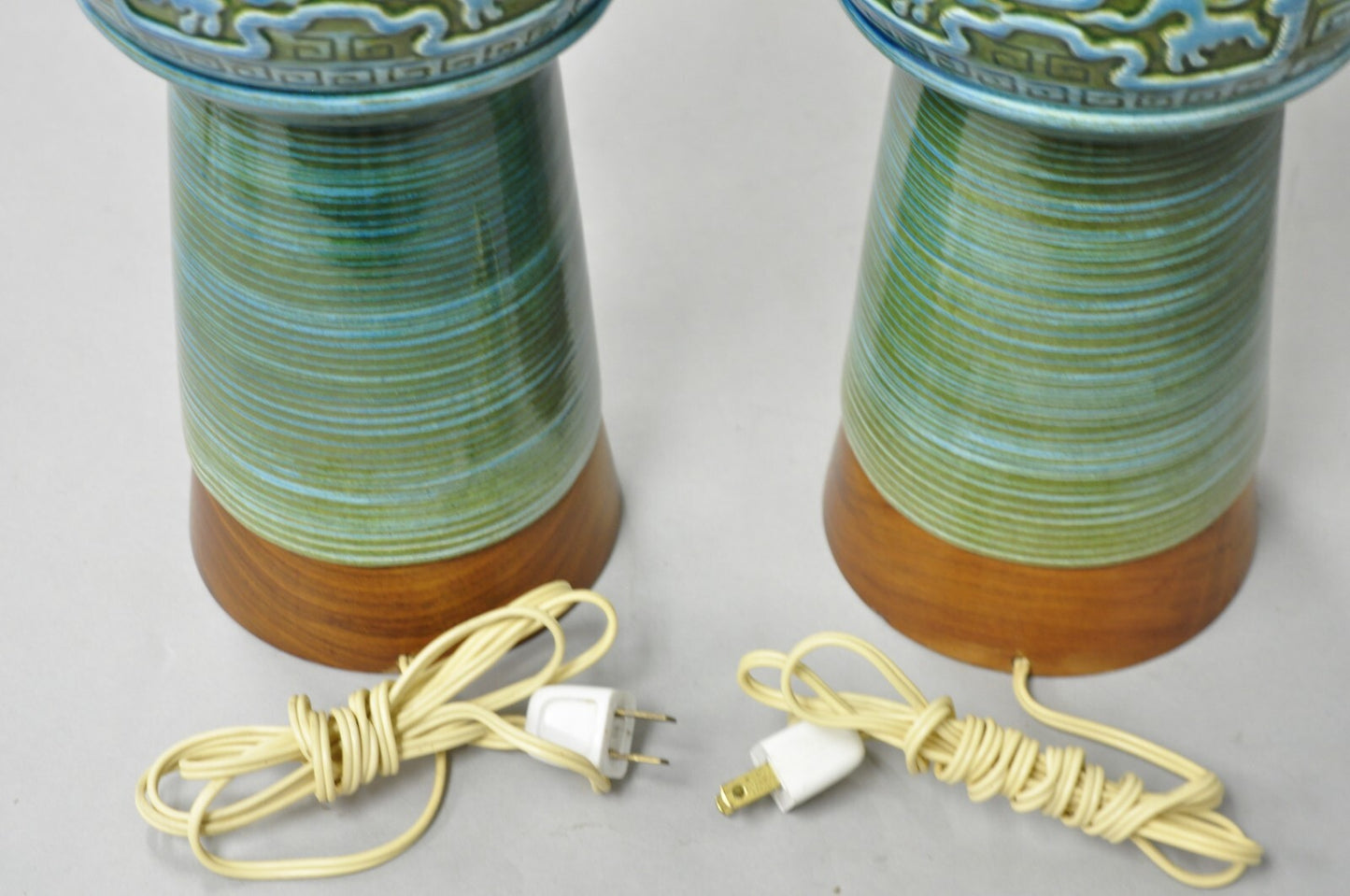 Vintage Royal Haeger Mid Century Modern Ceramic Turquoise Green Table Lamp Pair