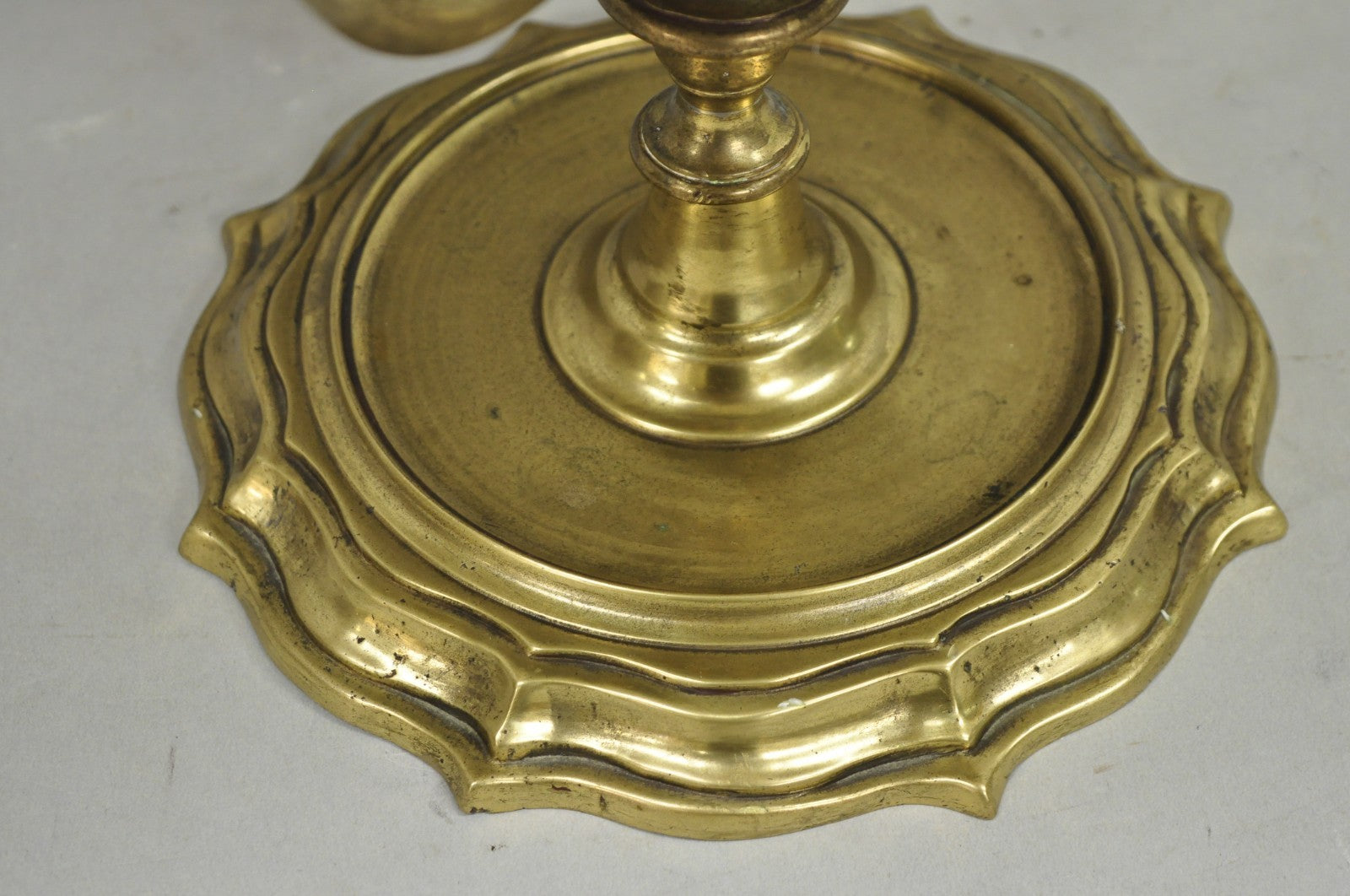 Vintage Middle Eastern Brass Genie Oil Lamp Candelabra Table Lamp w/ Shade