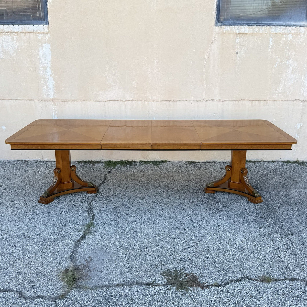 Thomasville Grand Classics Neoclassical Empire Maple Wood Dining Room Table