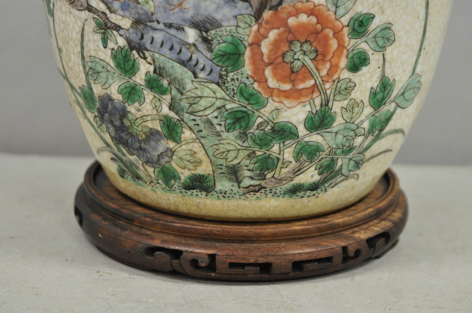 Antique Oriental Porcelain Bulbous Vase Bird Painted Table Lamp w/ Shade