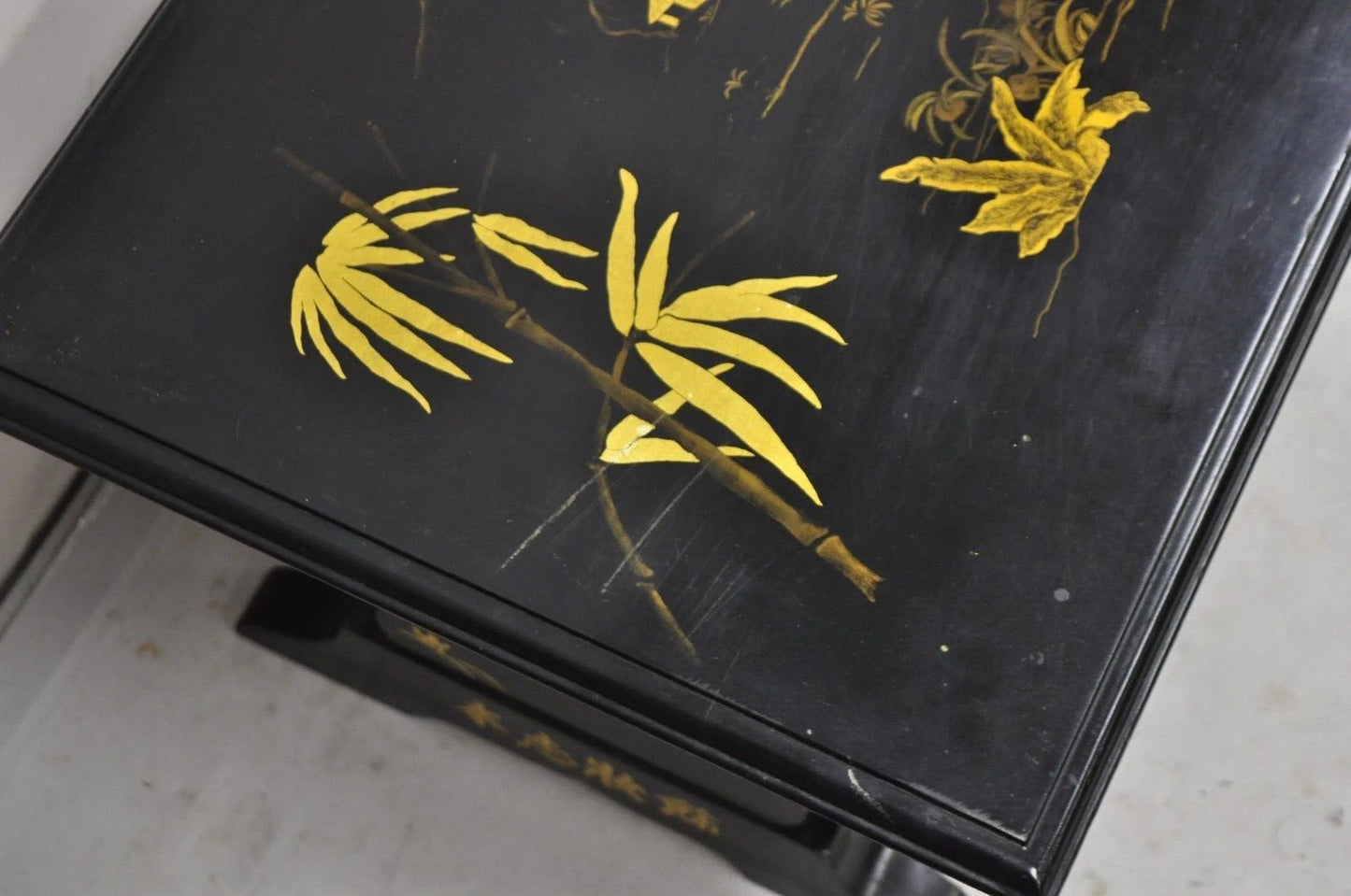 Vintage Chinoiserie Oriental Black Lacquer Gold Gilt Trestle Bench Coffee Table