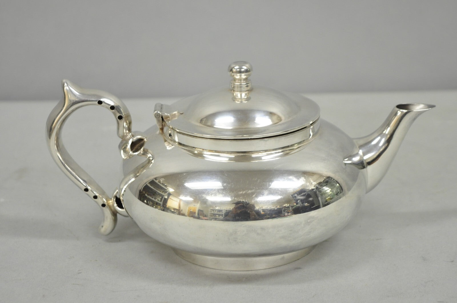 Vintage Robur Challenge EPNS ‘Perfect Tea-pot’ Silver Plated Tea Kettle
