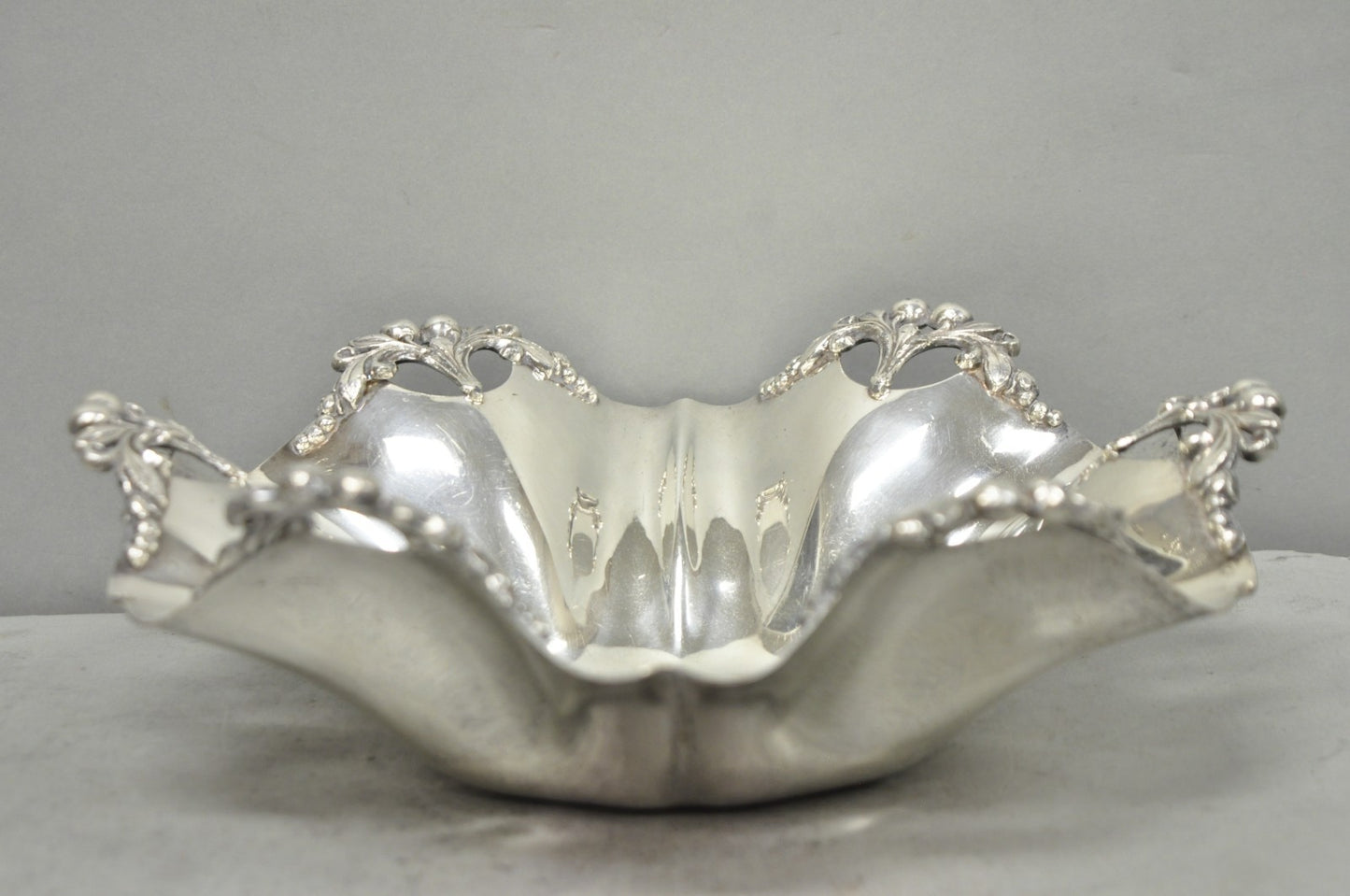 Vintage Victorian Silver Plated Scalloped Candy Dish Fruit Bowl Berry Design