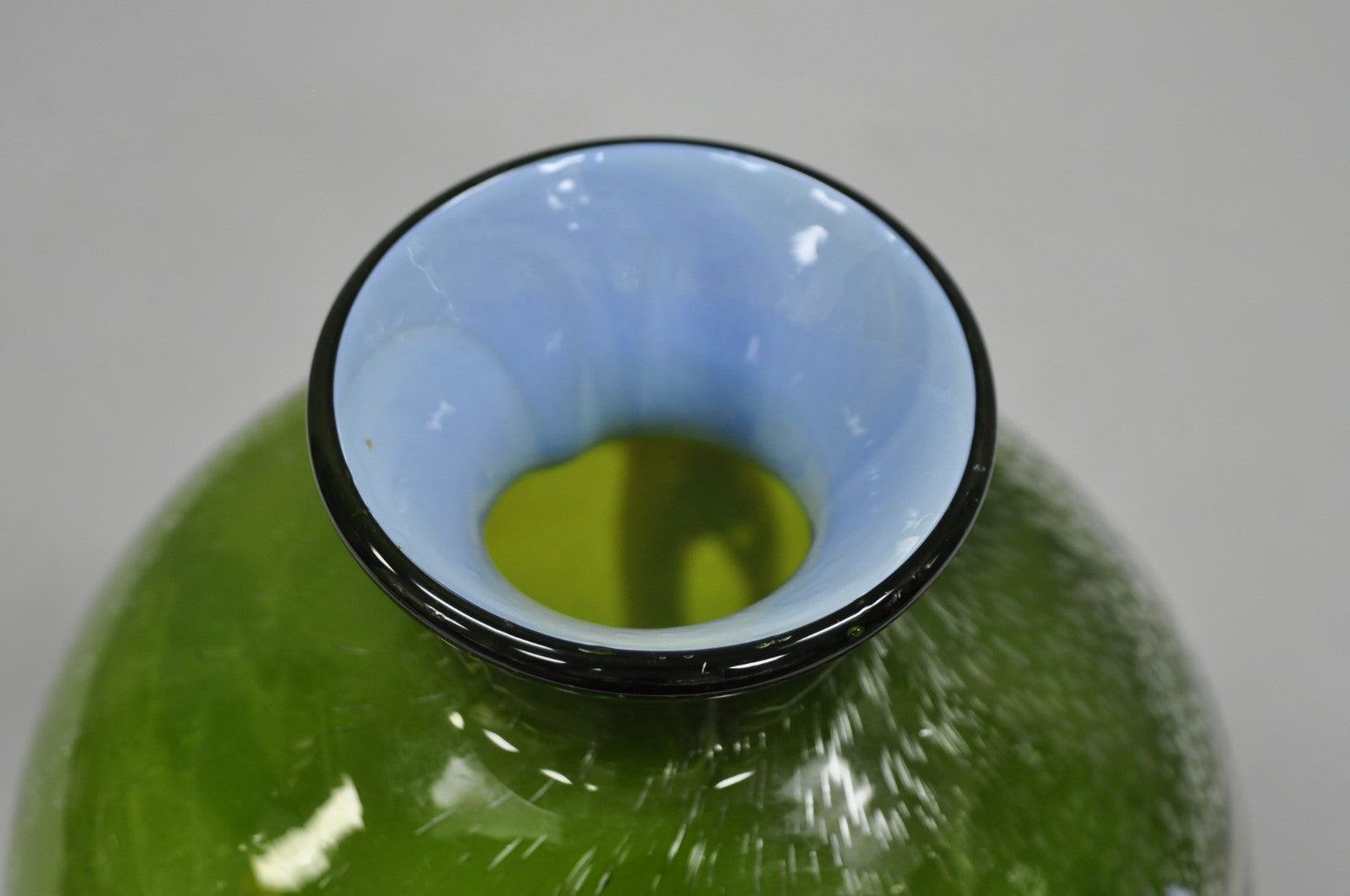 Vintage Italian Mid Century Modern Hand Blown Bubble Glass Green Studio Vase