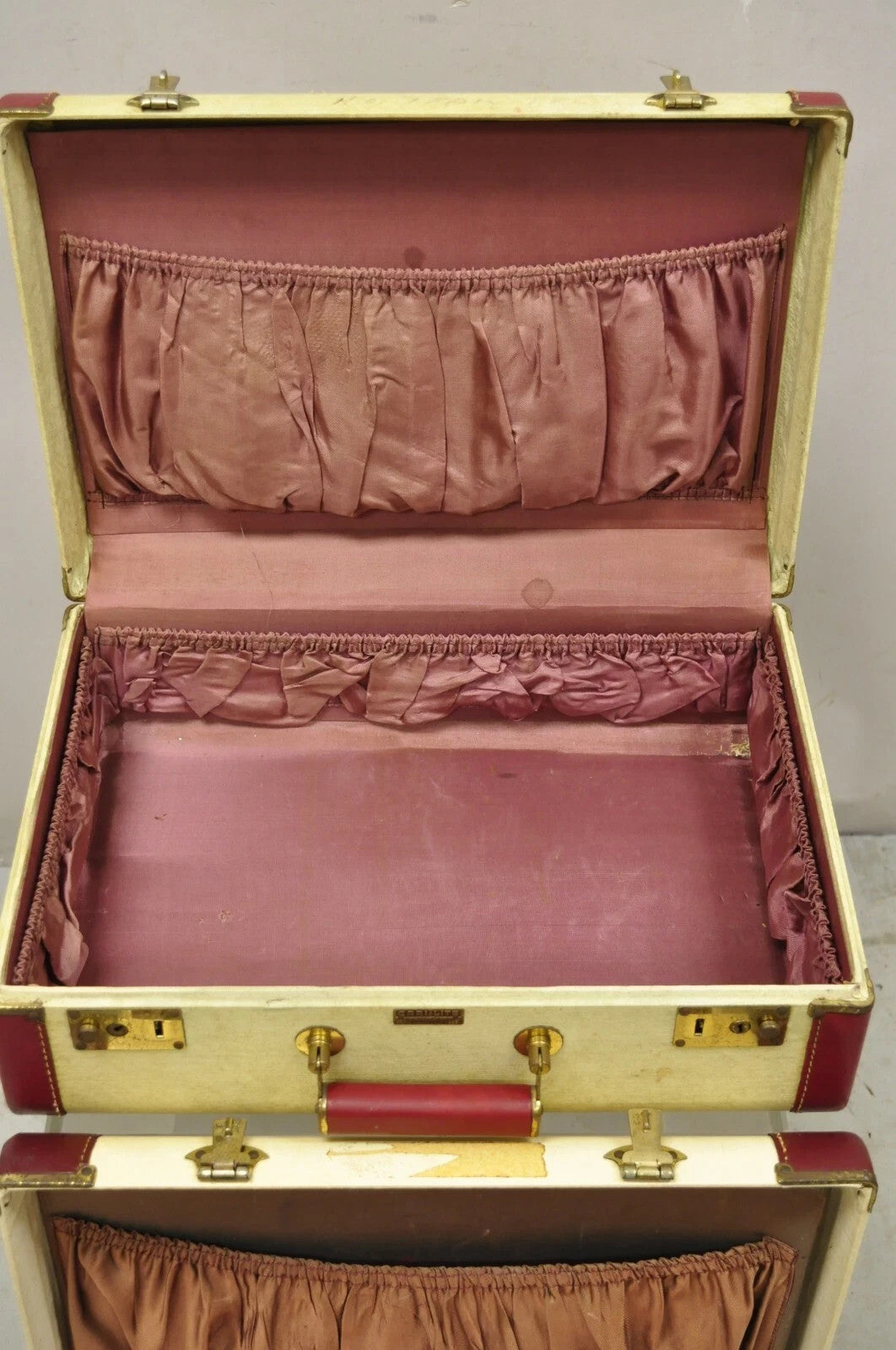 Vintage Horton & Hubbard Art Deco Cari-Lite Hard Luggage Travel Suitcase - Pair