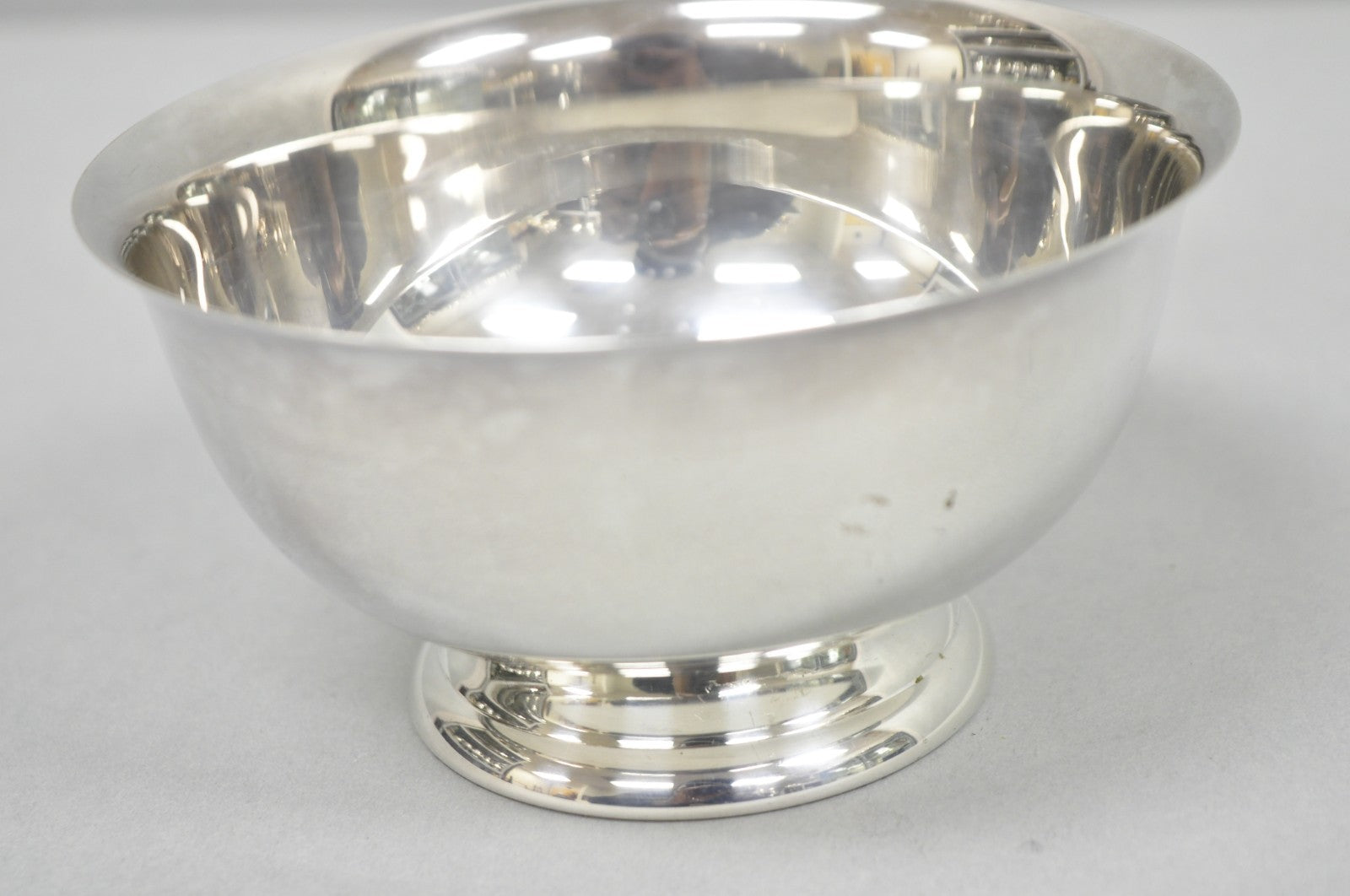 Vintage Paul Revere Reed & Barton Style Small 5" Round Silver Plated Candy Dish