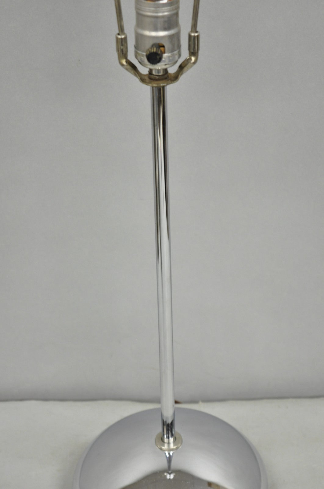Vintage Mid Century Modern Chrome Modernist Table Lamp w/ Sculpted Base