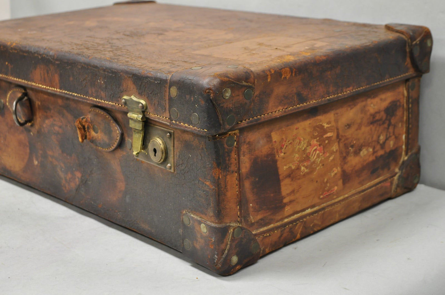 Antique Distressed Brown Leather English Art Deco 24" Suitcase Bag