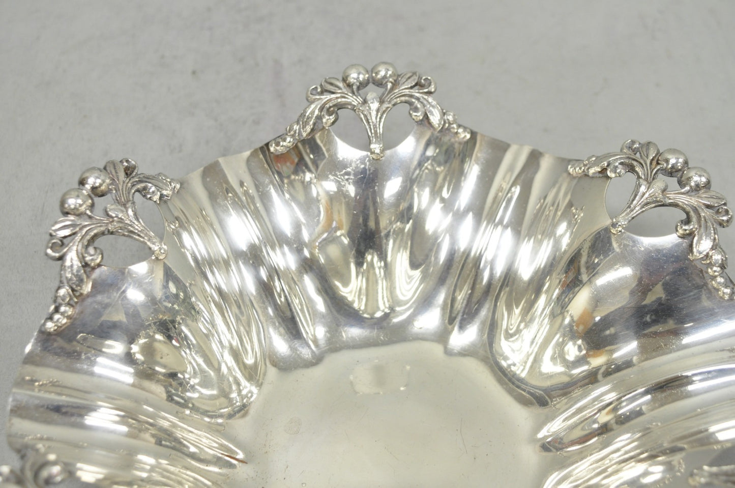 Vintage Victorian Silver Plated Scalloped Candy Dish Fruit Bowl Berry Design
