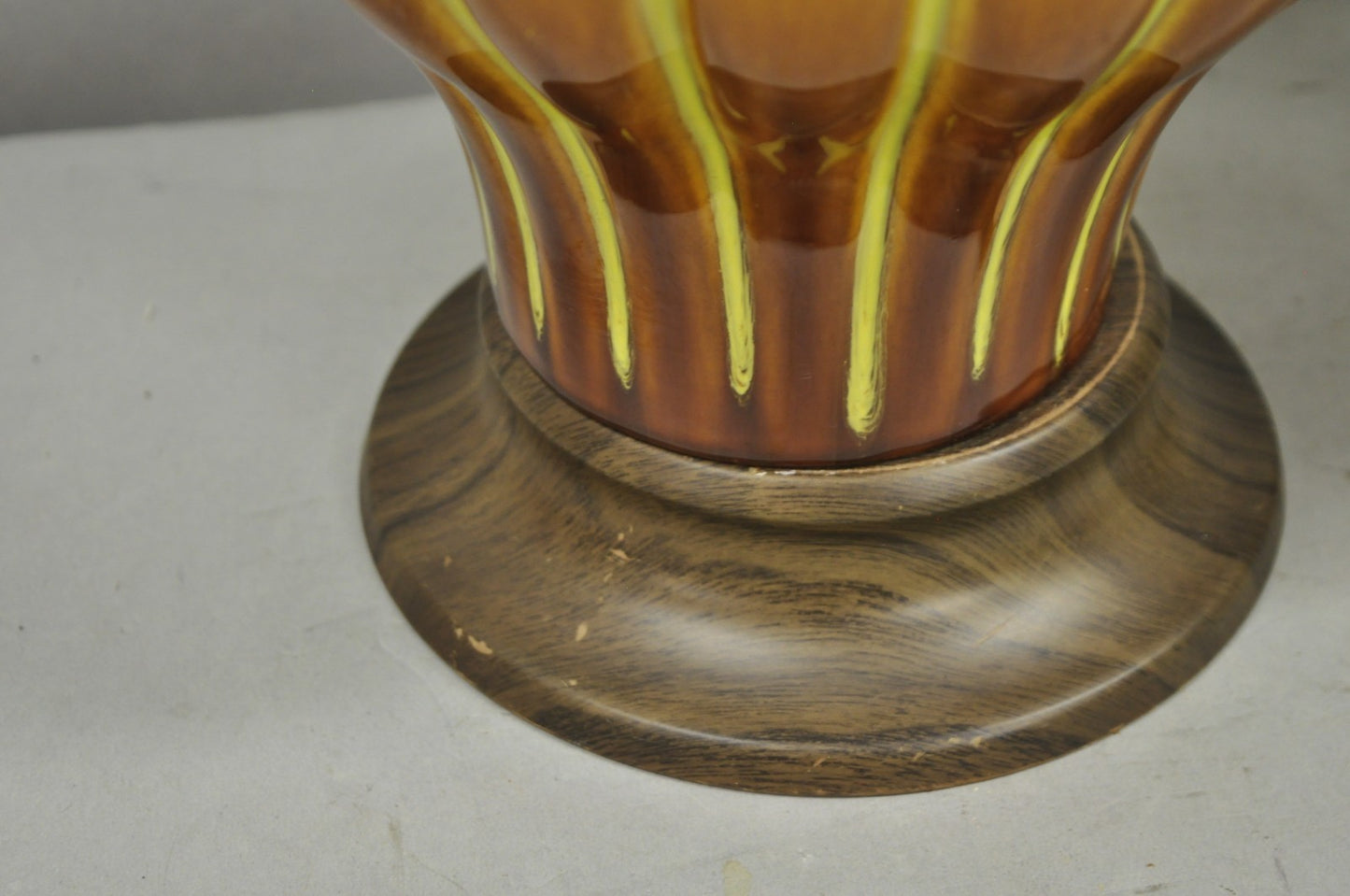 Vintage Mid Century Modern Yellow Brown Sculpted Ceramic Pottery Table Lamp Pair