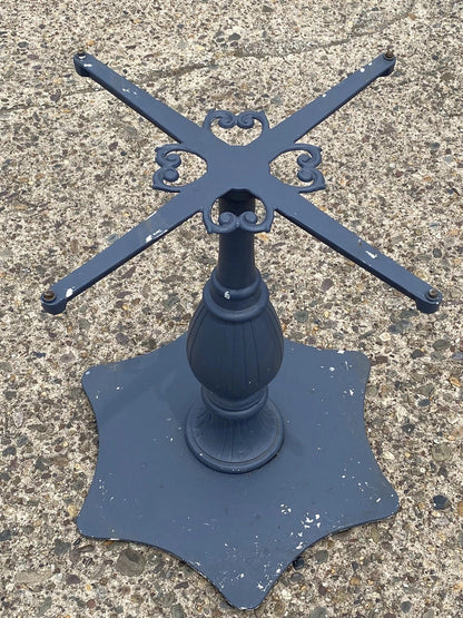 Vintage Hollywood Regency Cast Aluminum Dining Center Table Pedestal Base