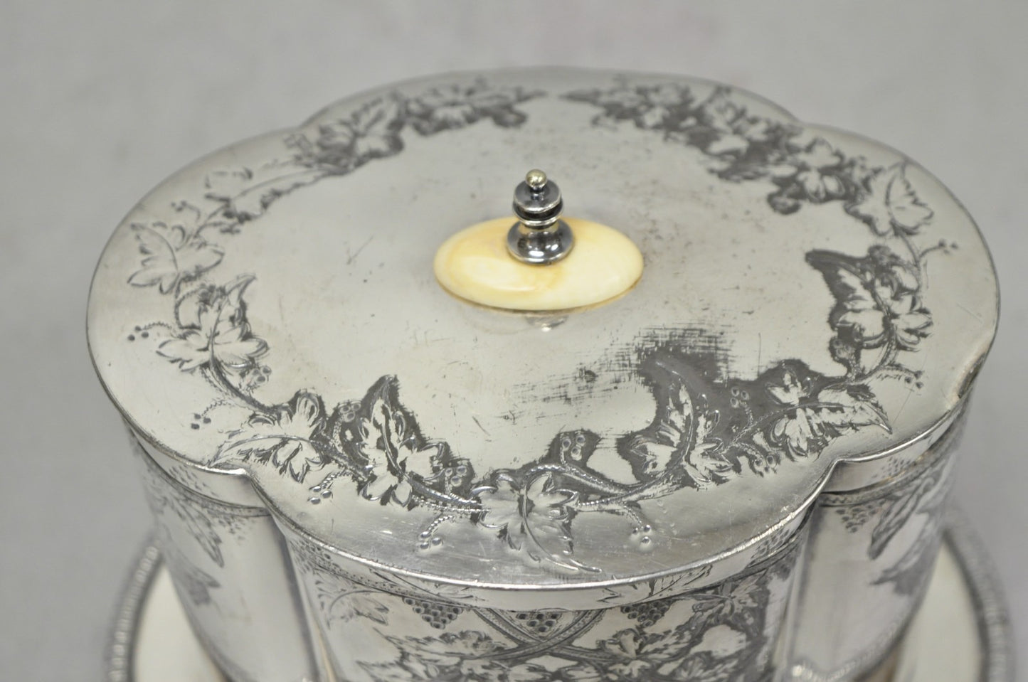 Antique Victorian Silver Plated Etched Footed Hinged Biscuit Barrel Jar on Stand