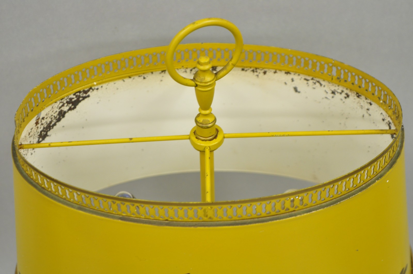 French Country Yellow Painted Tole Metal Bouillotte Candlestick Table Lamp