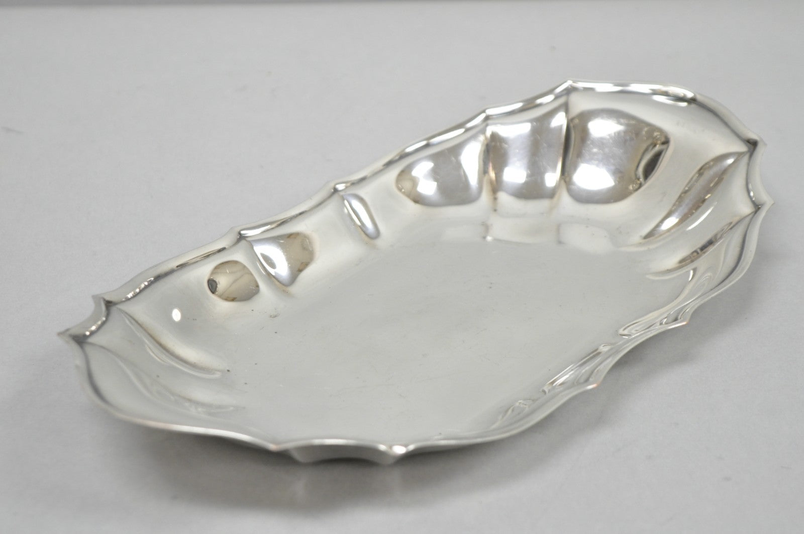 Vintage English Victorian Style Scalloped Oval Narrow Silver Plated Trinket Dish