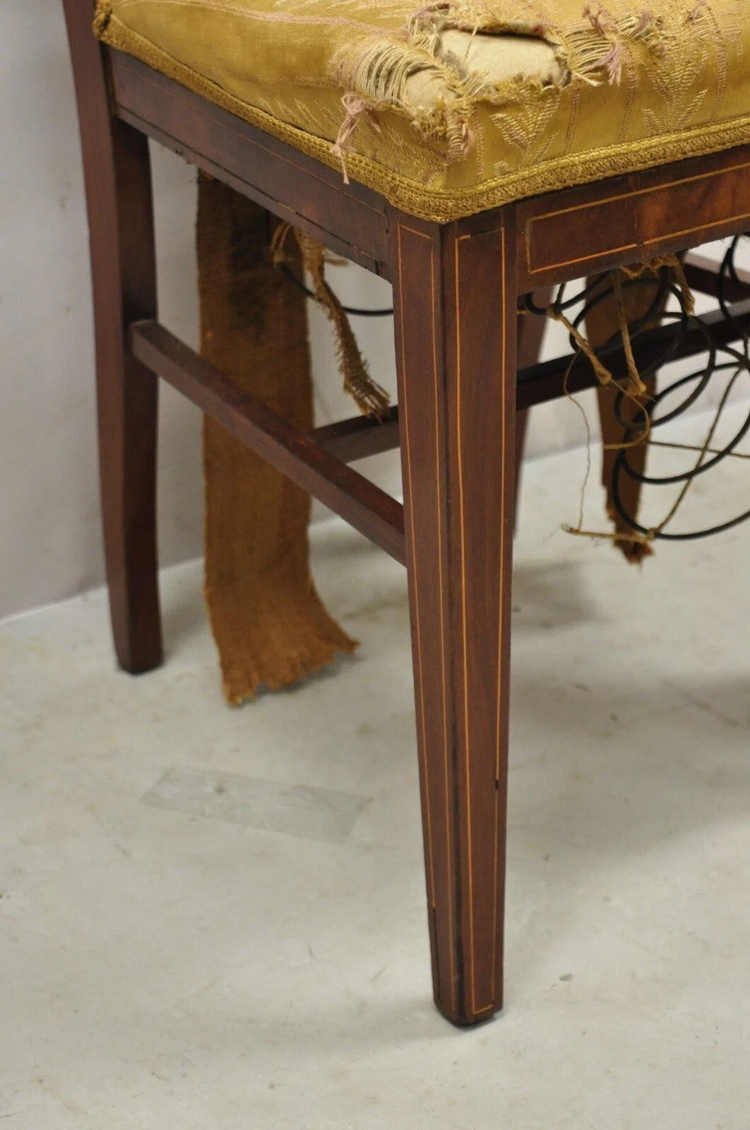 Antique Edwardian Mahogany Side Chair with Pencil and Pinwheel Inlay