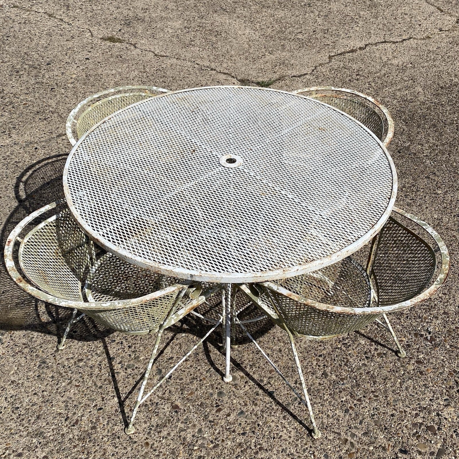 Vintage Mid Century Modern Woodard Style Wrought Iron Garden Patio Dining Set 5p