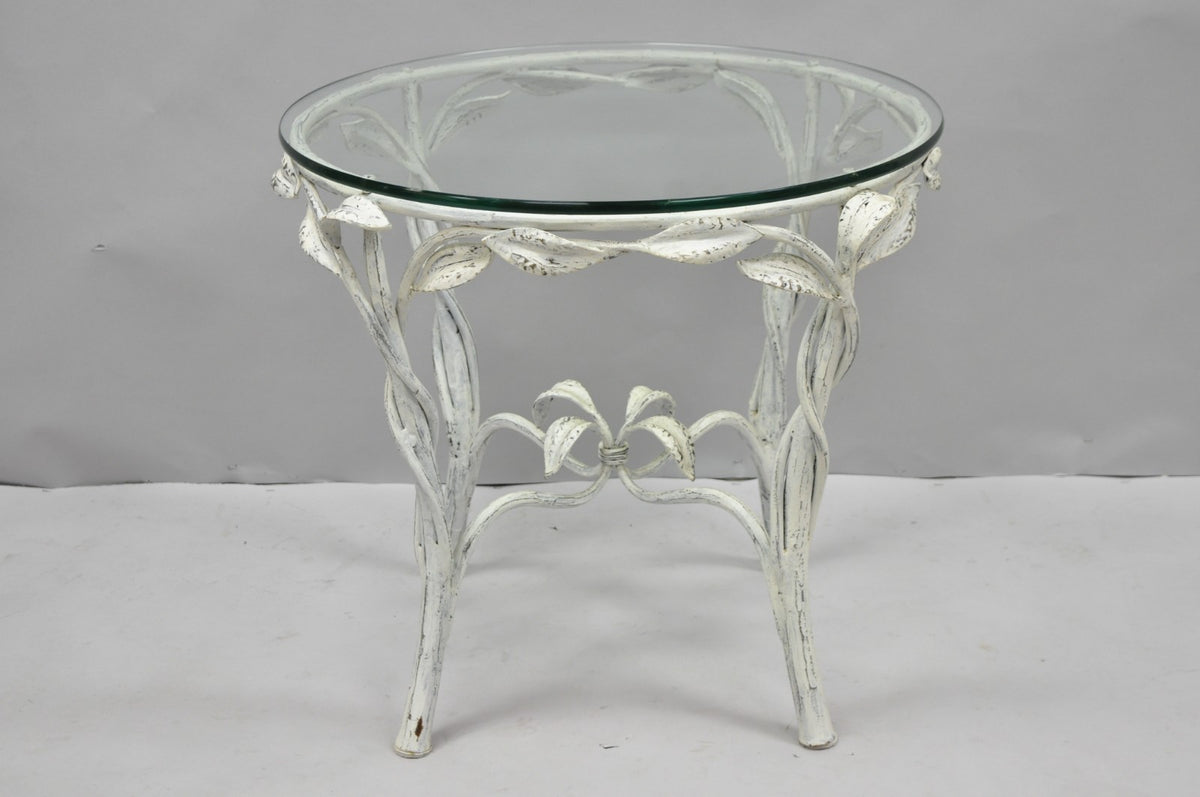 Vintage Italian Hollywood Regency Iron Leafy Scroll Round Occasional Side Table