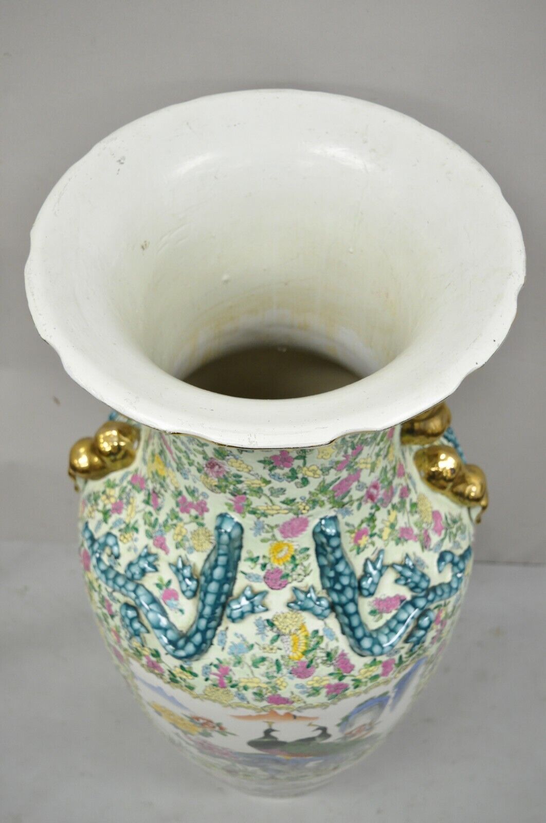 Vintage Chinese Export 49 Large Peacock Rose Medallion Porcelain Palace Urn Vase