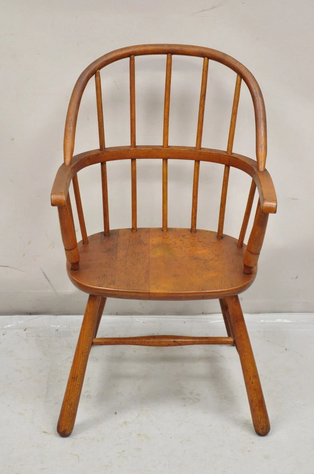 Antique Colonial Style Bentwood Maple Small Child's Windsor Arm Chair