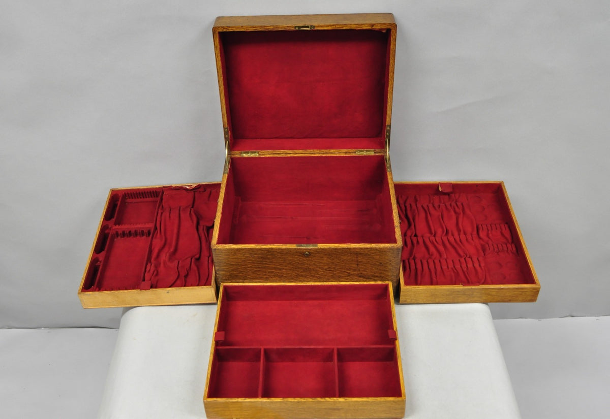 Antique Arts & Crafts Quartersawn Oak Fitted Silverware Case Flatware Chest Box
