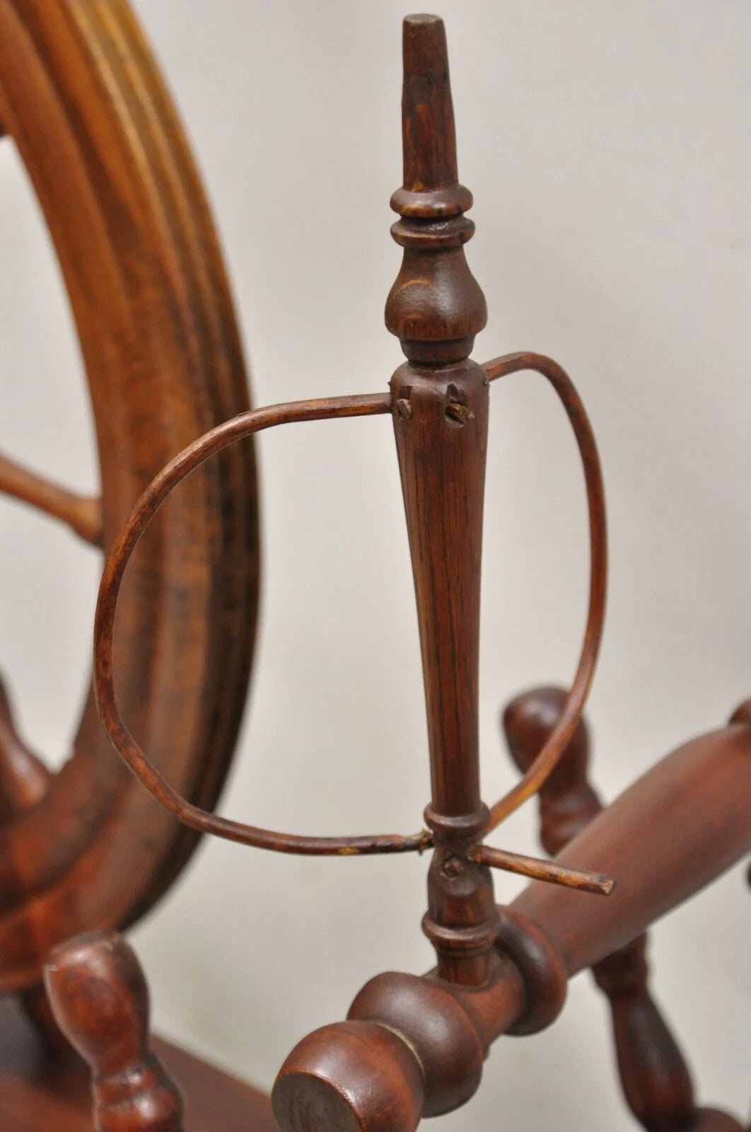 Antique Canadian Country Primitive Pine Wood Colonial Wooden Spinning Wheel