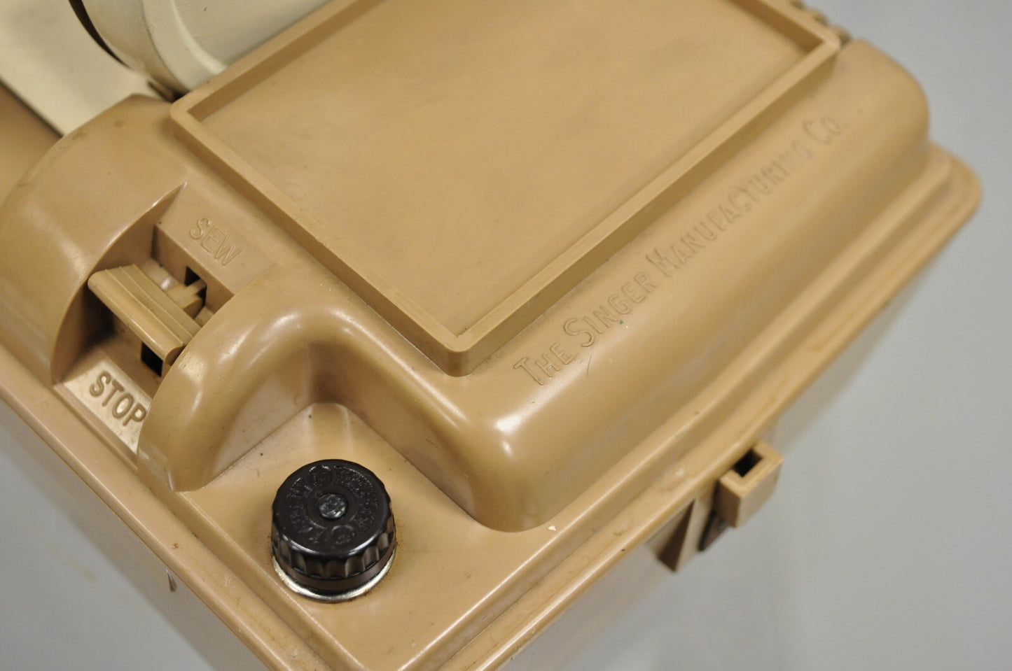 Vintage Singer Sewhandy Electric Childs Sewing Machine in Case - Works