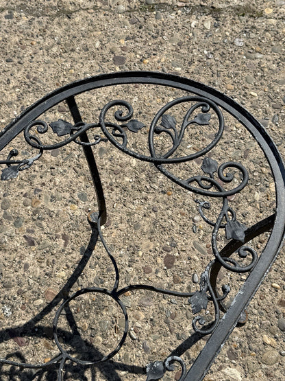 Vintage Salterini Style Leaf Vine Scroll Wrought Iron Oval Patio Coffee Table
