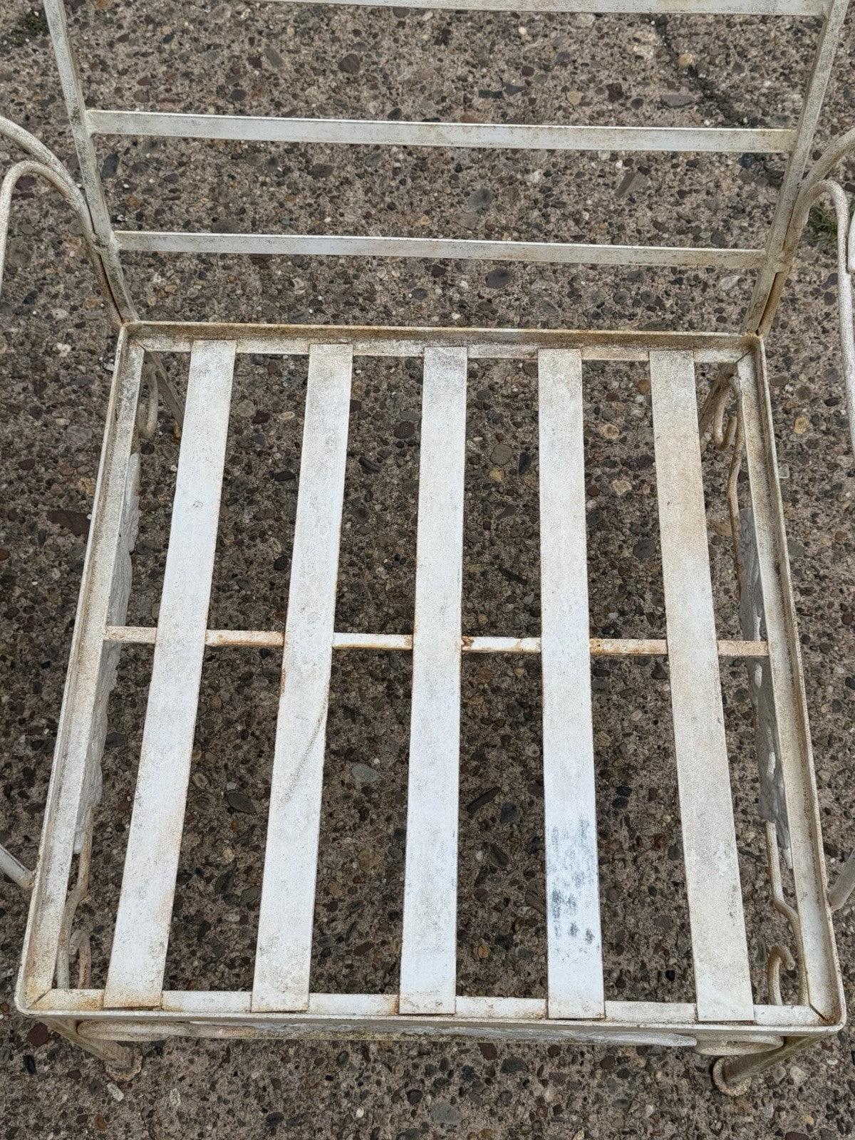 Vintage Russell Woodard "Kissing Birds" Wrought Iron Patio Lounge Chair - Pair