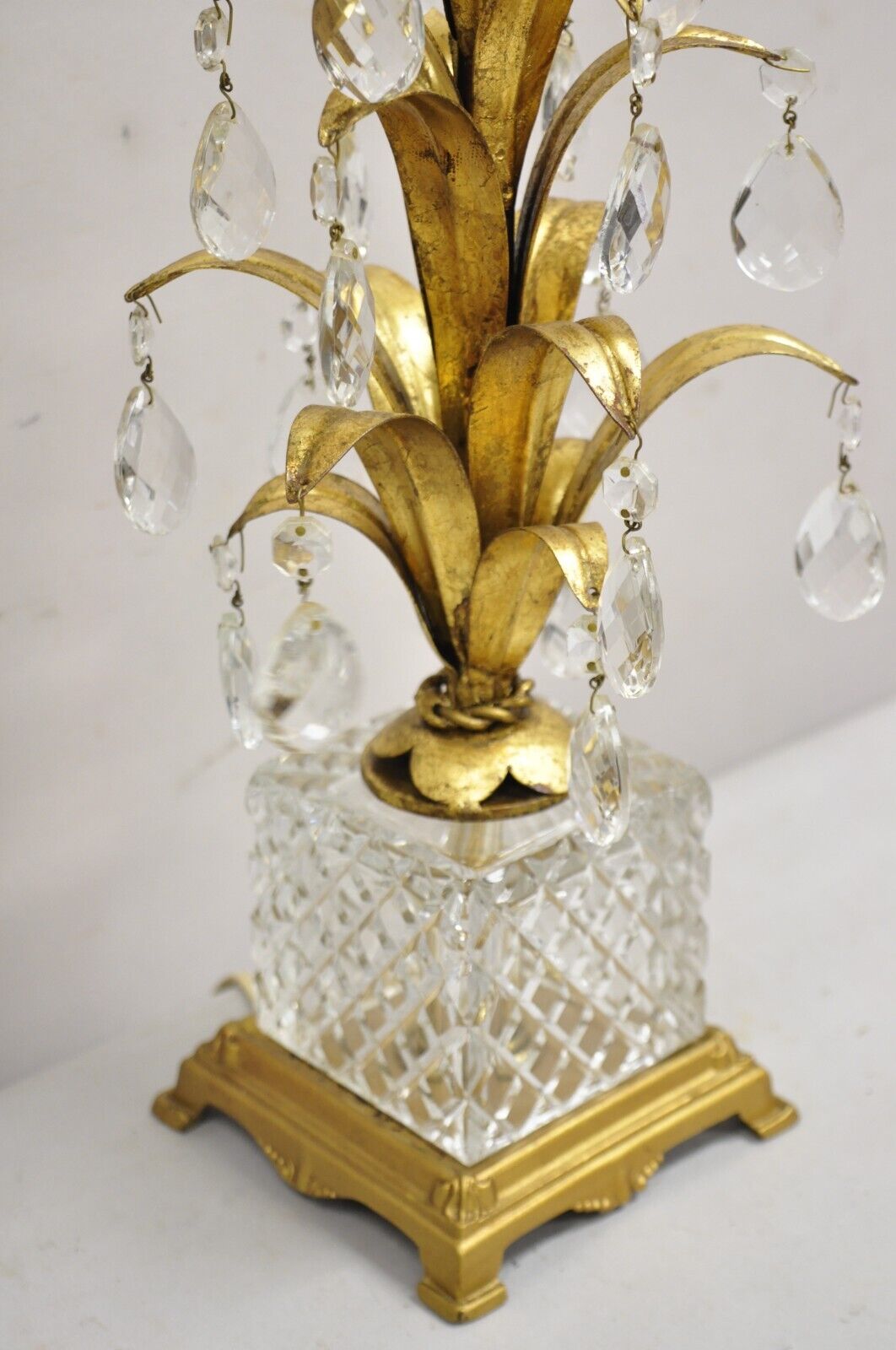 Vintage Italian Hollywood Regency Gold Gilt Iron Leafy Table Lamp w/ Crystals