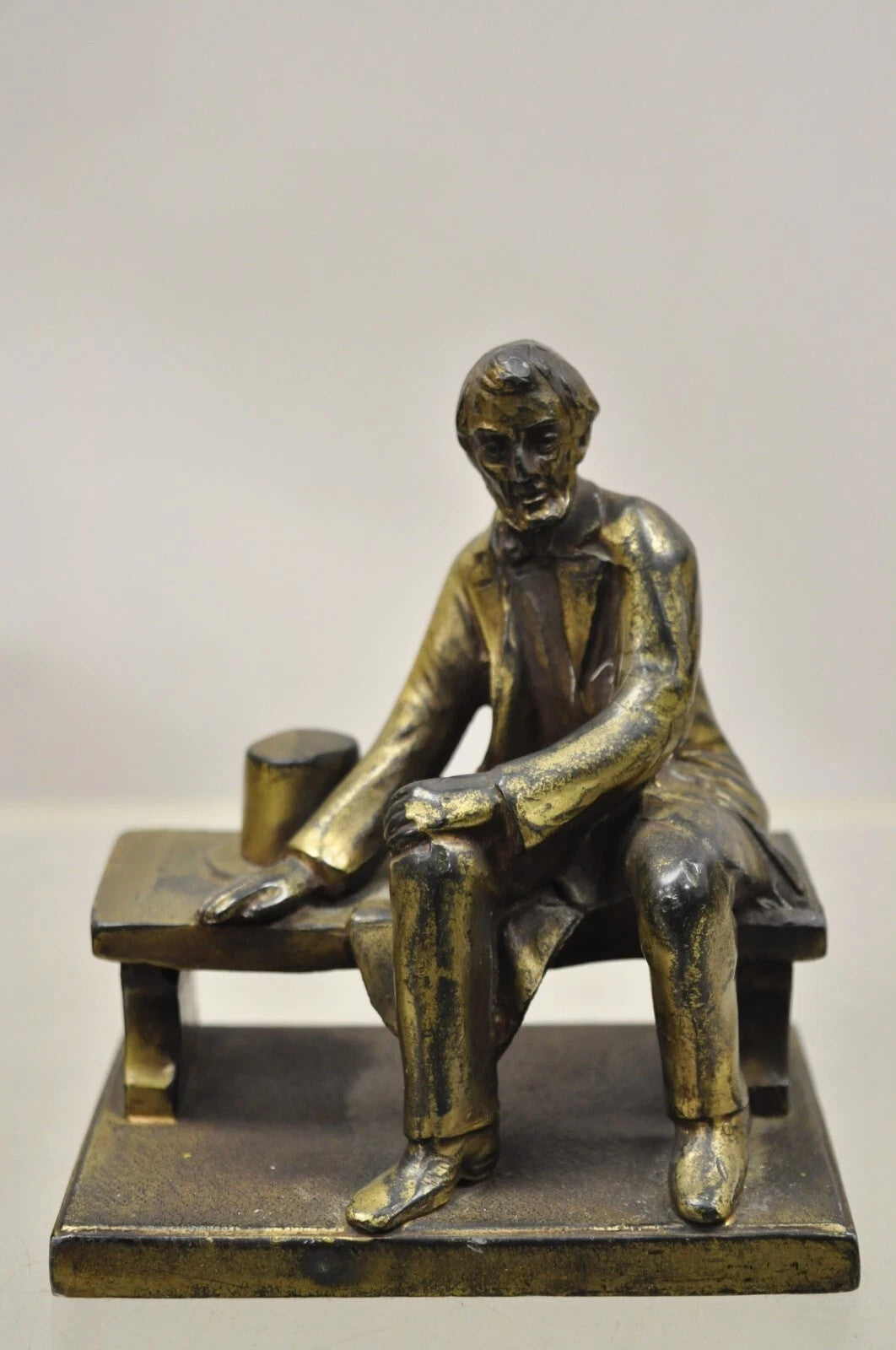 Antique W.V. Egbert Co Seated Abraham Abe Lincoln Metal Bronze Bookends
