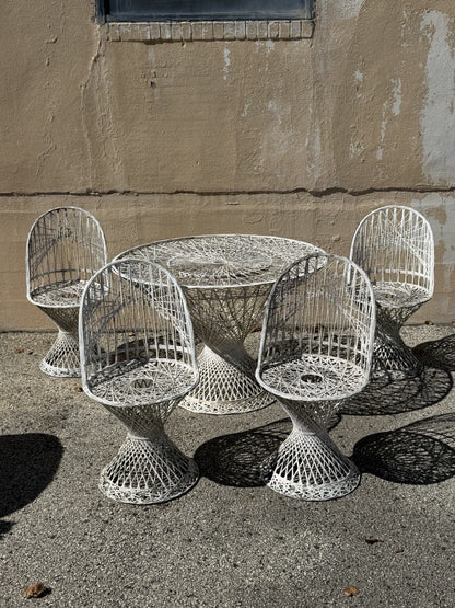 Vintage Russell Woodard Mid Century Modern Spun Fiberglass Patio Dining Set 5 Pc