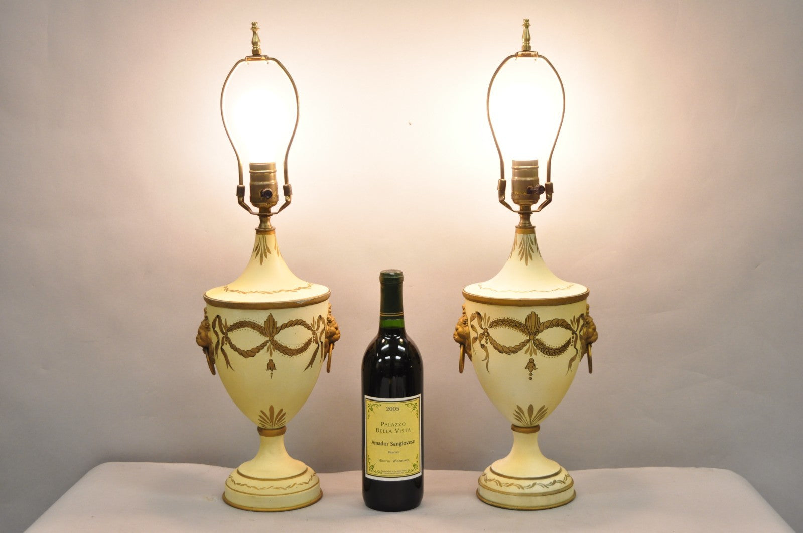 Vintage Italian Regency Tole Metal French Country Cream Gold Urn Table Lamp Pair