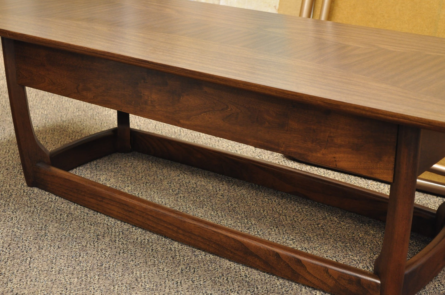 Vintage Mid Century Modern Sculpted Walnut & Laminate Coffee End Table Set 3 Pc