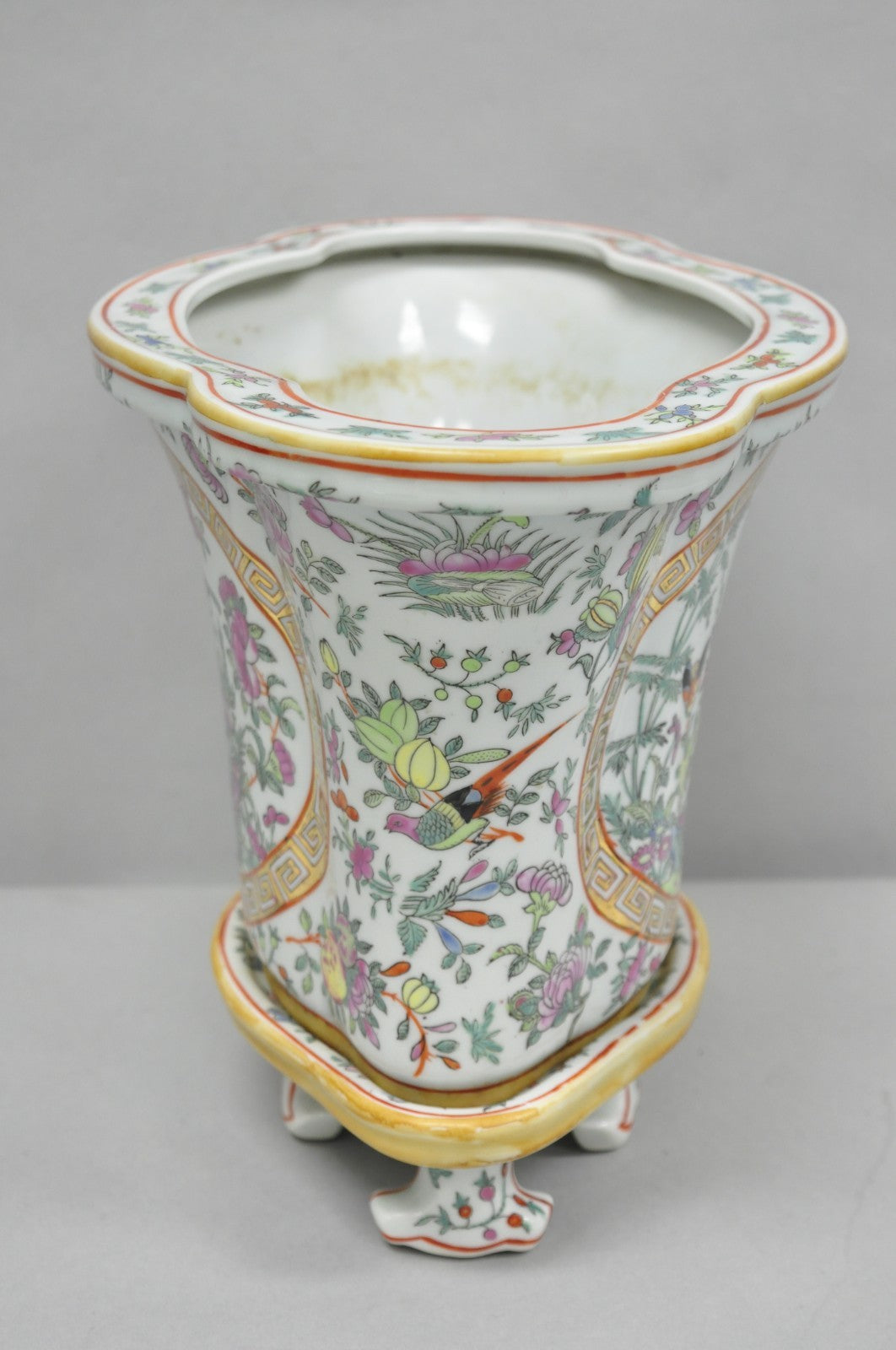 Vintage Chinese Export Porcelain Bird Painted Cachepot Flower Pot Vase