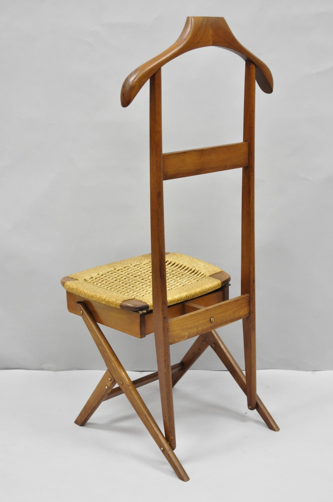 Vintage Mid Century Italian Modern Beech Wood Clothing Valet Chair Seat (A)