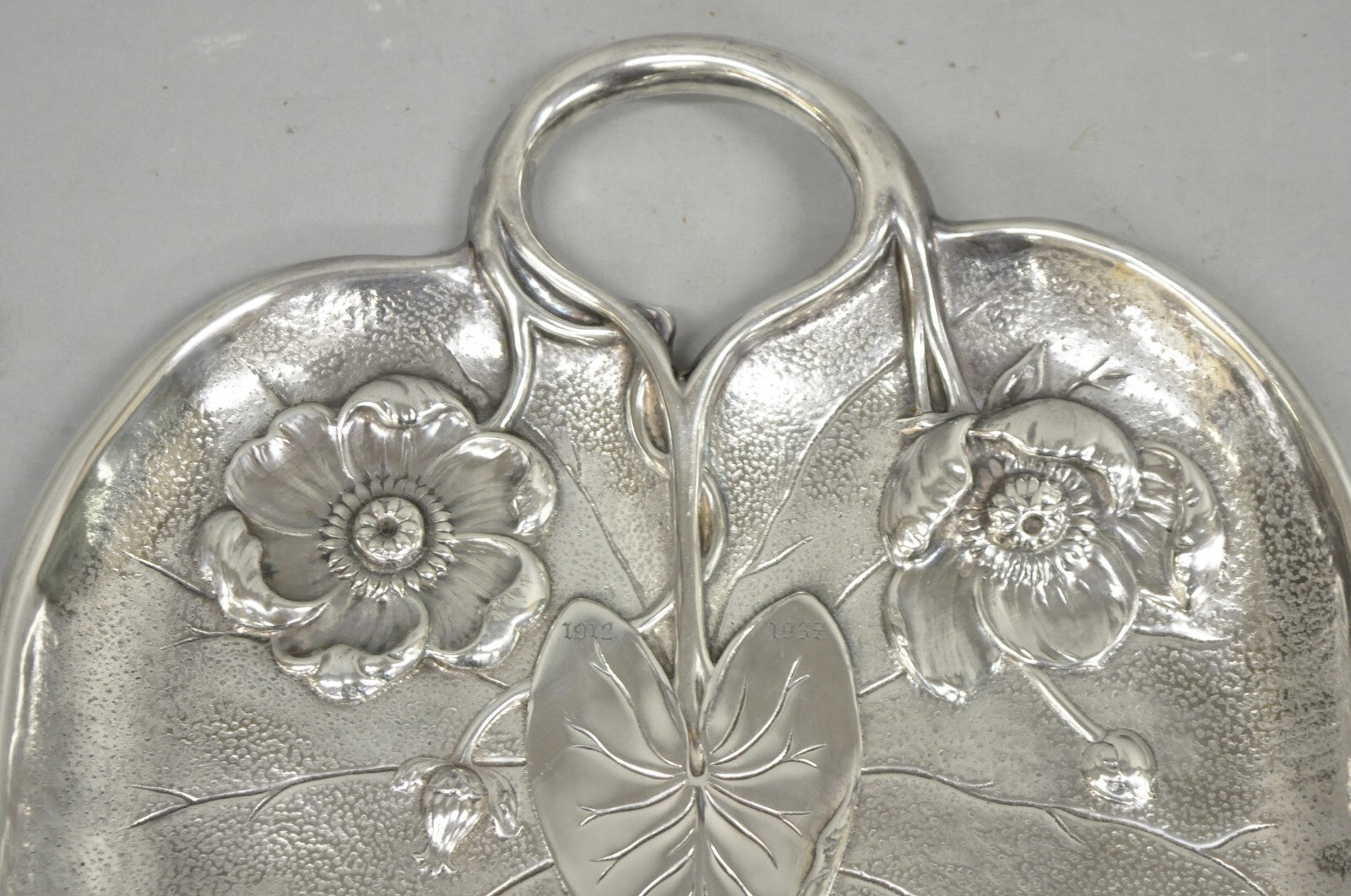 Antique Reed & Barton Art Nouveau Deco Lily Pad Leaf 20" Trinket Dish Bar Tray