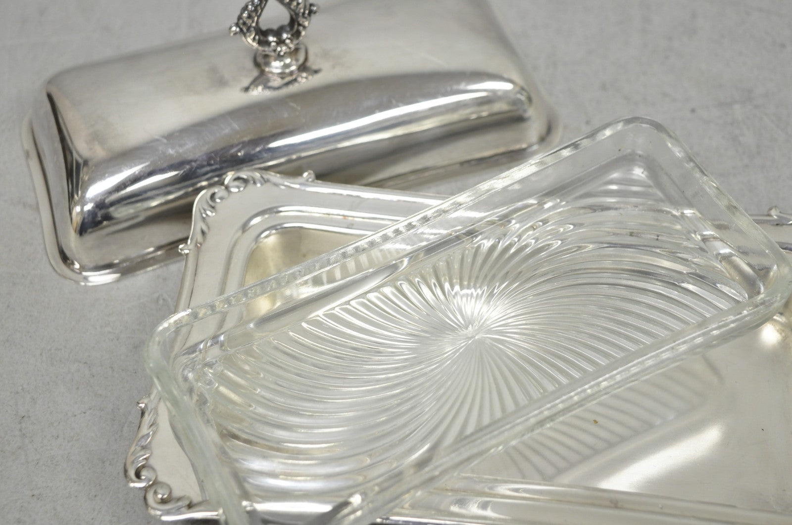 Vintage Crescent Victorian Silver Plated Covered Butter Dish w/ Glass Liner