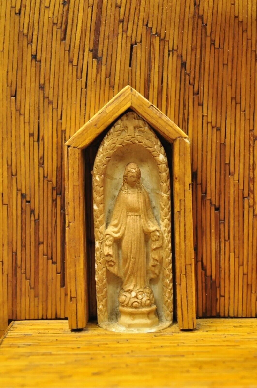 Vintage Folk Art Matchstick Prison Tramp Art Crucifix Jesus Christ Sculpture