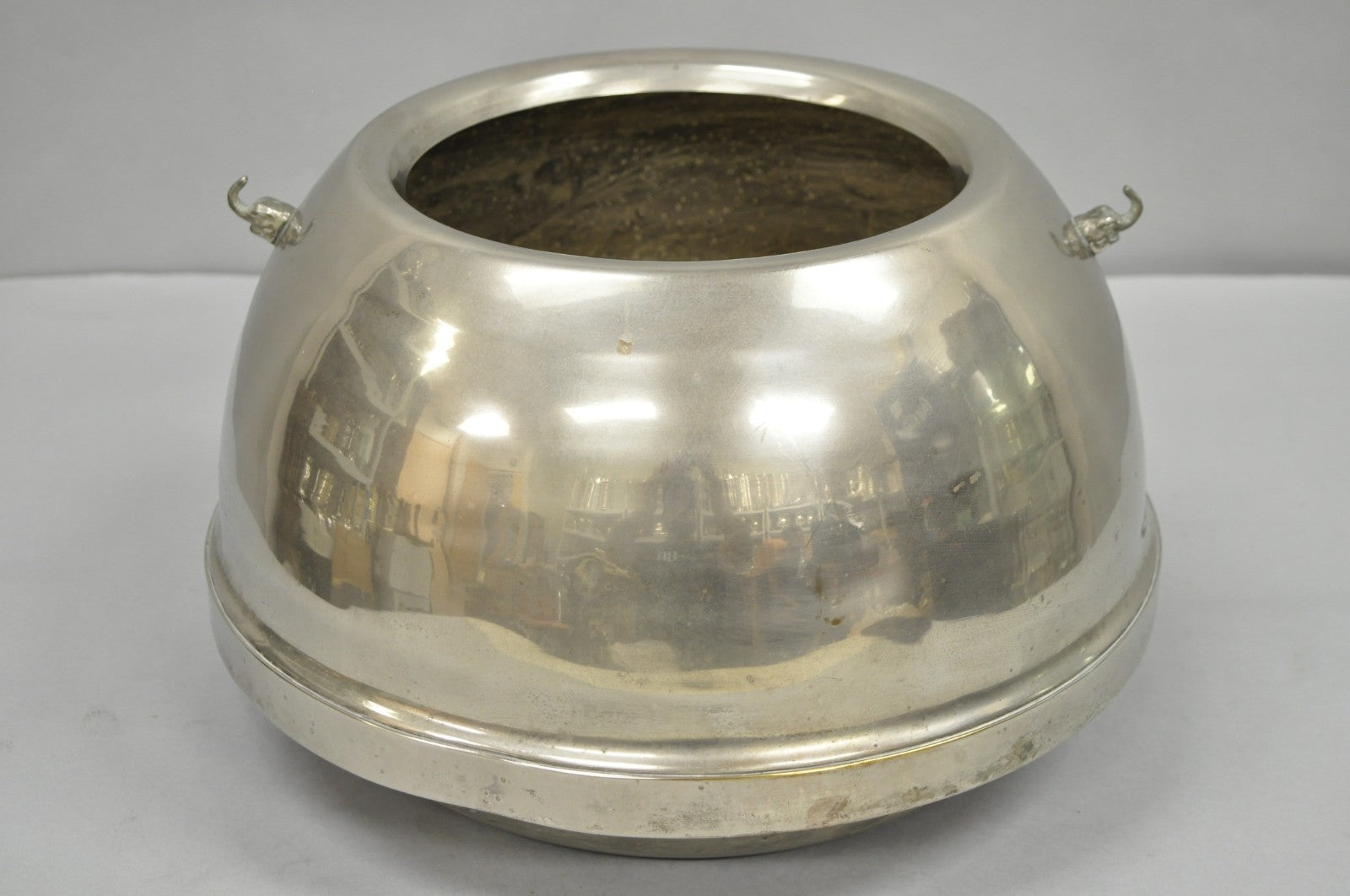 Vintage Mid Century Modern Large Steel Metal Champagne Ice Bucket w/ Elephants