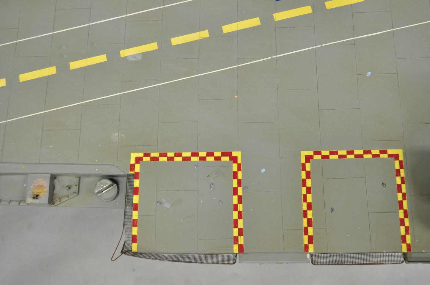 Vintage Large 84" USS Nimitz CVN-68 Aircraft Carrier Navy Military Model Ship 37