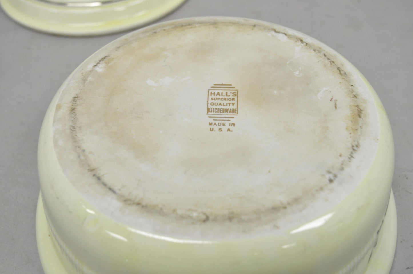 Vintage Hall's China Tavern Silhouette Medallion Traditional Casserole Dish Bowl
