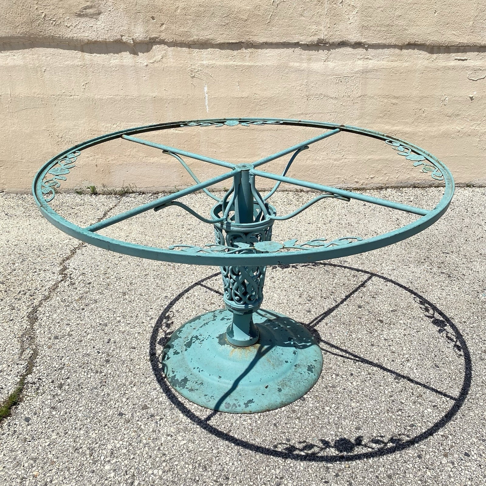 Vintage Woodard Wrought Iron Patio Dining Set w/ Round Pedestal Base Table 5 Pcs
